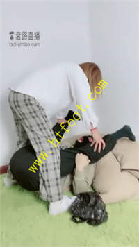 1mmxzii5kr0.jpg