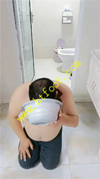 hcweo3szszb.jpg