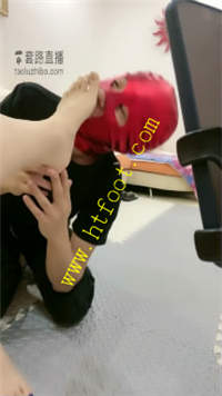 2dp3gxim42q.jpg