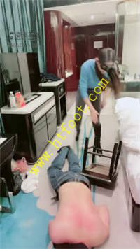 033t1mf4b0e.jpg