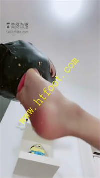 rjbum1tstfi.jpg