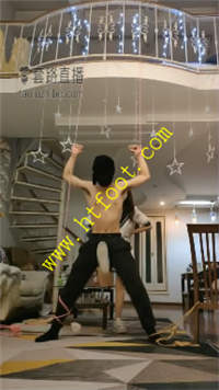 w03uomo4osm.jpg