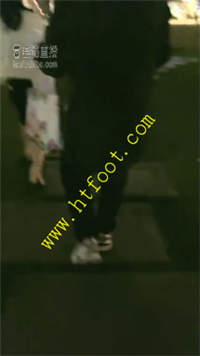 lvu1nb3ov13.jpg