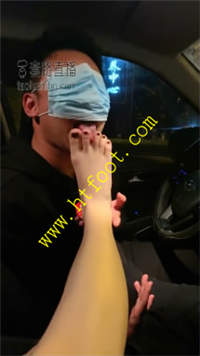 eh5mjx0lis2.jpg