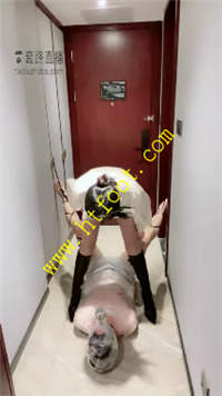 stqw4t1o10i.jpg