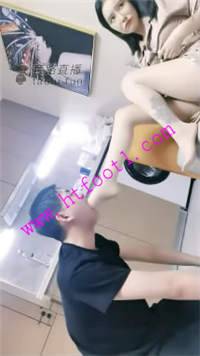 exp4y25adxg.jpg