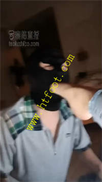 2xtkn1p4pev.jpg