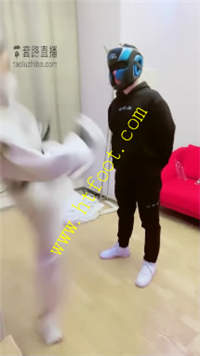 w1juho0fdoc.jpg