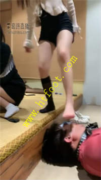 j4uyj15upmj.jpg