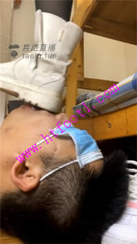 b1vaxqpfq0i.jpg