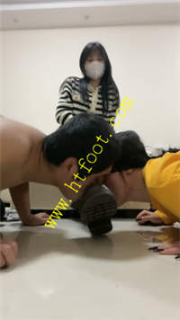 igqdn1q2d24.jpg