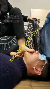 z2tskcsf02v.jpg