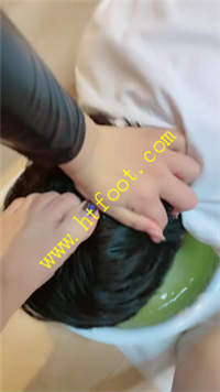 mxuhbg5grb5.jpg