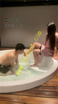 xgph2bogtdy.jpg