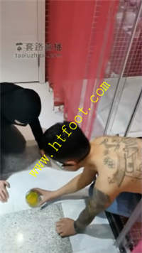 yoffrz4pgup.jpg