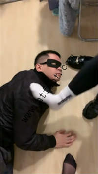 14cb0bh4fhh.jpg