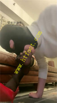 mzozwuz0r2c.jpg