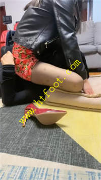 cdcwr2bav5l.jpg