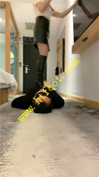 xfslxax2upg.jpg