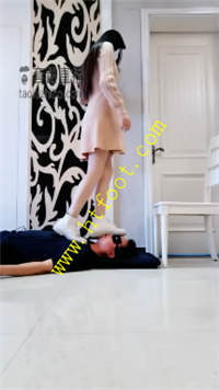 zvy1jajfboq.jpg