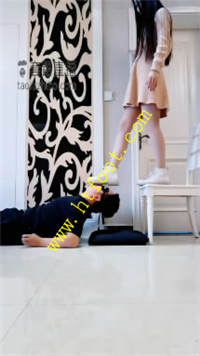 w3tvfm5w1va.jpg