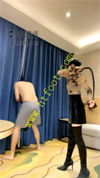 xi0cmr12eur.jpg
