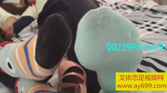 nm4gs211gfi.jpg