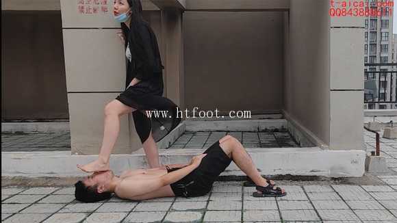 bootzz02sna.jpg