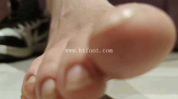 2arhtb3bloe.jpg