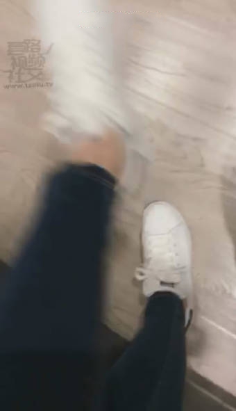 runmx0asbuw.jpg