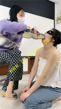 kl3bnknmbl5.jpg