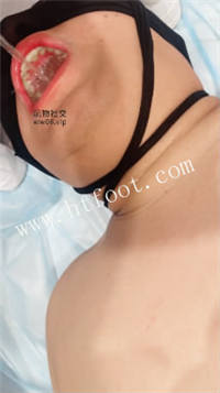 mb2gd40erhi.jpg