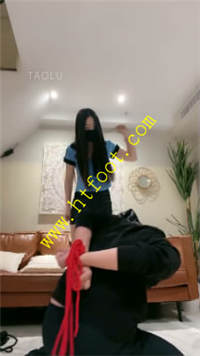 2cdk0f4la3g.jpg