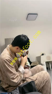 chry3f021mj.jpg