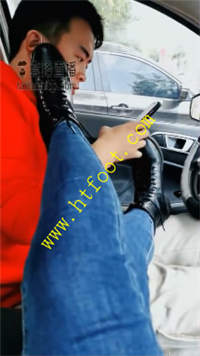 rxkgw1xgg1u.jpg