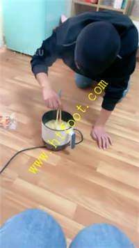 y4kiarutjfl.jpg