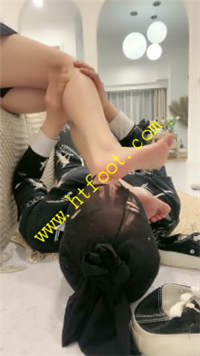 5nsemfisxyj.jpg