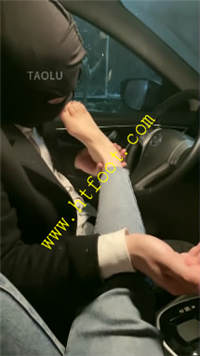 kudneff0wsq.jpg