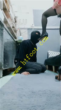 hc0l15hxz34.jpg