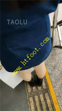 2pb3he40hhk.jpg