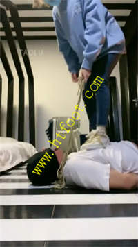 svqyhb51zru.jpg