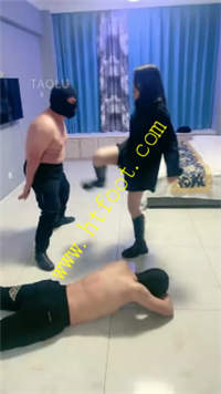 zeydgstm52s.jpg