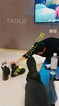 kkyt0ma2tgj.jpg