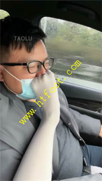 r2busgotzd2.jpg