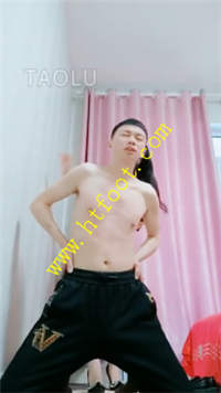 4z55zlealg0.jpg