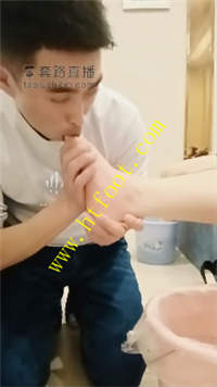 ydowp4bugmy.jpg