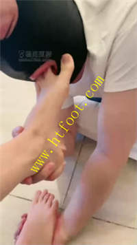 ddrzyf0jwuq.jpg