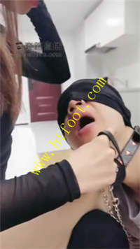 0qb5vrkns00.jpg