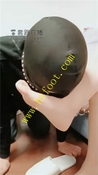 ojtsd2leneg.jpg