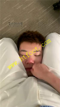34nxsot54ck.jpg
